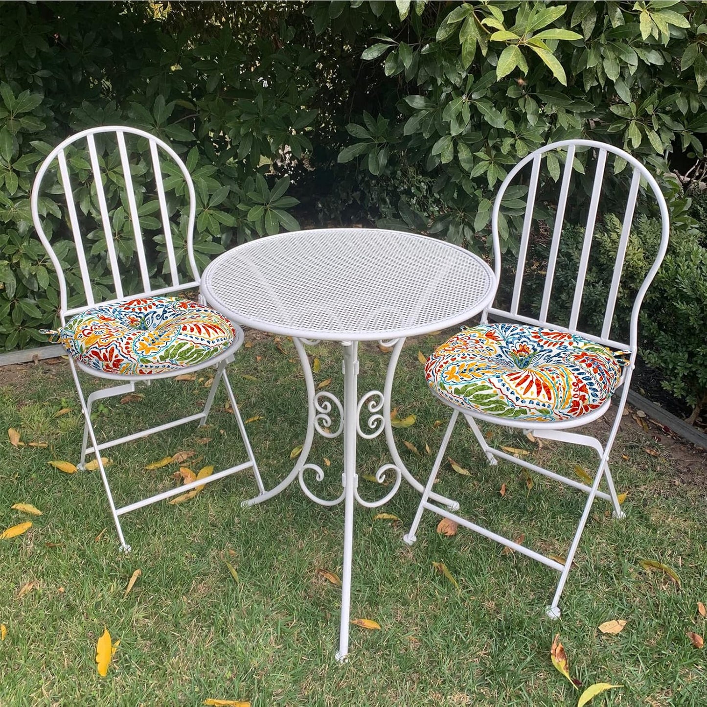 LVTXIII Outdoor All Weather Bistro Seat Cushions, Comfortable Fluffy Tufted Patio Chair Cushions Round 15"x15"x4" Set of 2 for Home Garden Furniture, Paisley Ummi Multi